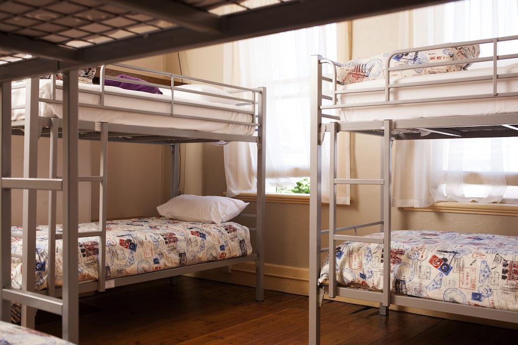 The Cally Hotel Warrnambool Bagian luar foto
